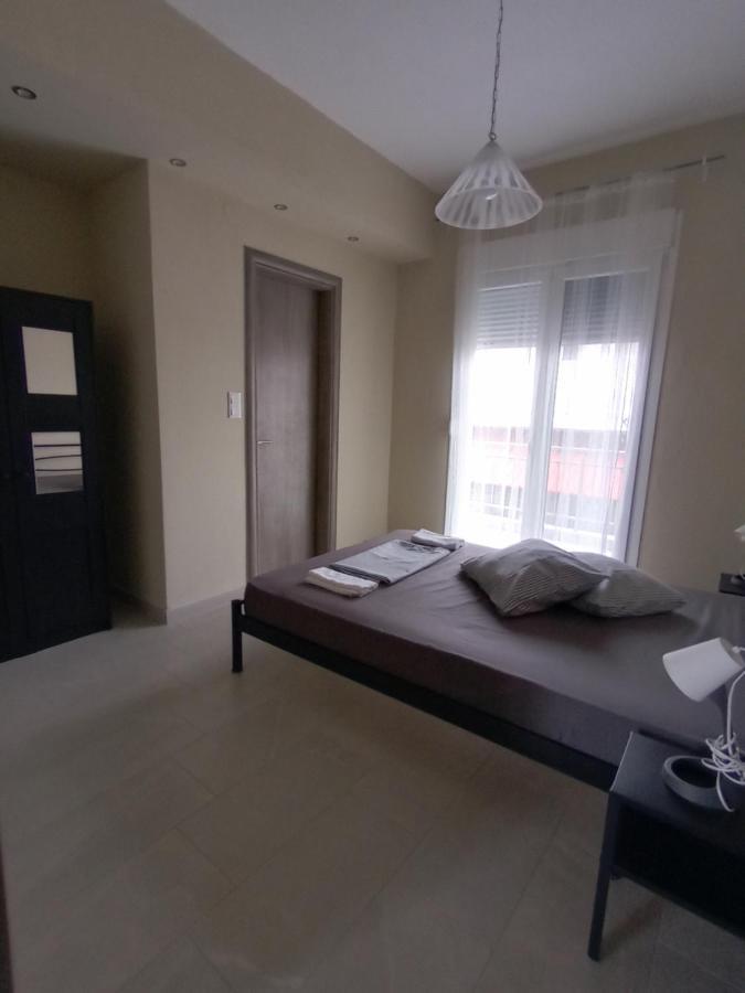 Katerina Apartment Nea Plagia Exterior photo